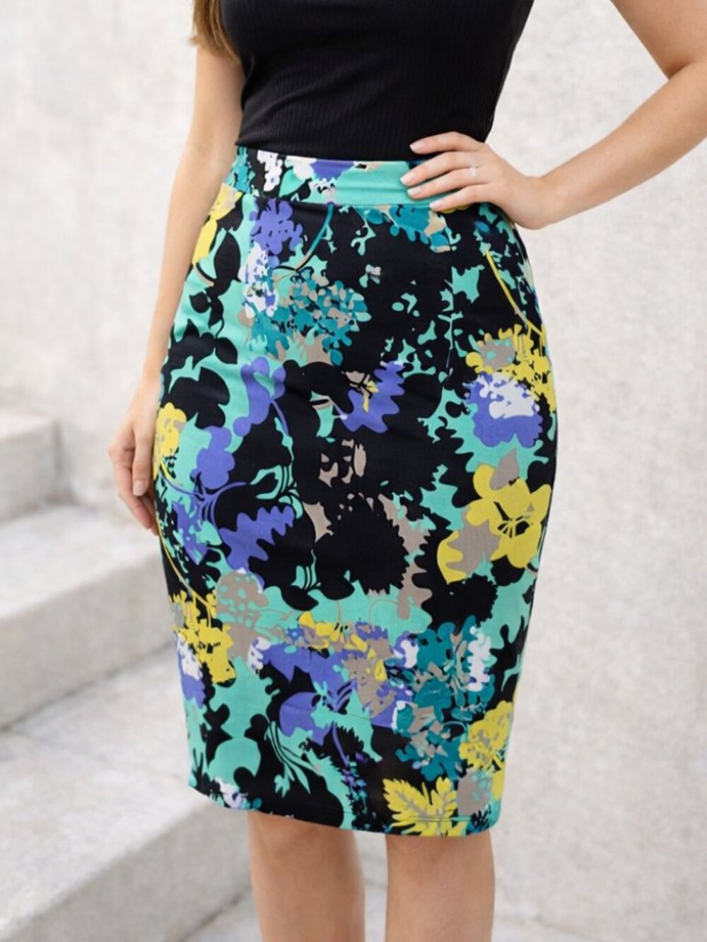 Floral Multicolor Pencil Skirt Cotton Blend Size 10